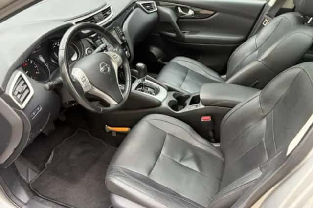 Nissan Qashqai (2015) thumbnail 5