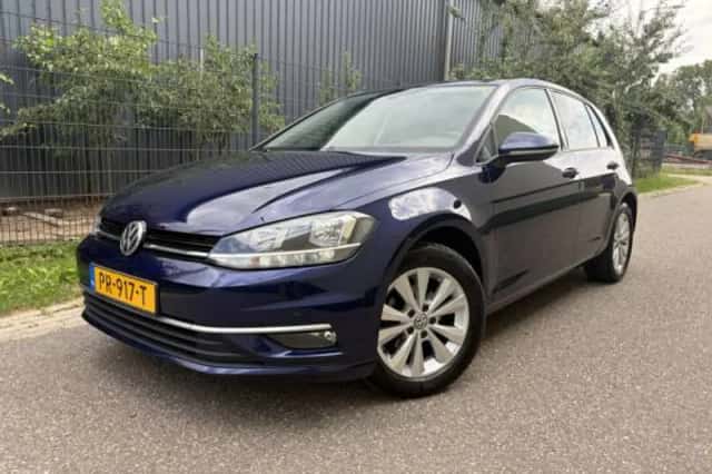 Volkswagen Golf (2017) thumbnail 1
