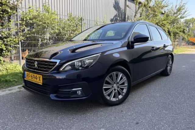 Peugeot 308 (2017) thumbnail 1