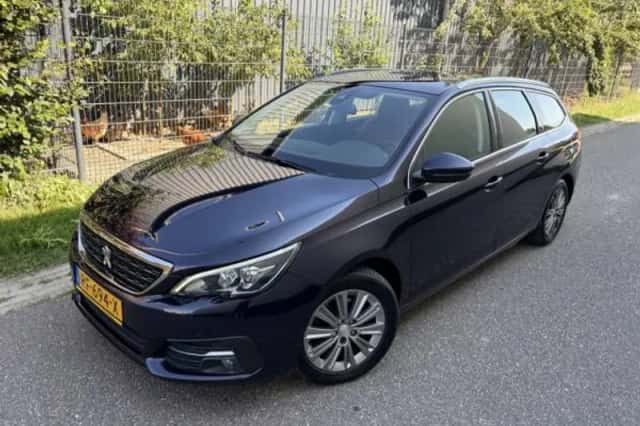 Peugeot 308 (2017) thumbnail 2