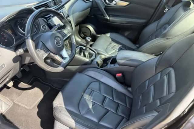 Nissan Qashqai (2019) thumbnail 5