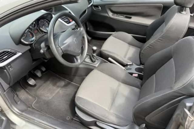 Peugeot 207 (2009) thumbnail 3
