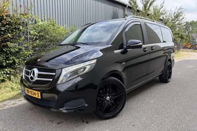 Mercedes-Benz V-Klasse (2015) thumbnail 1