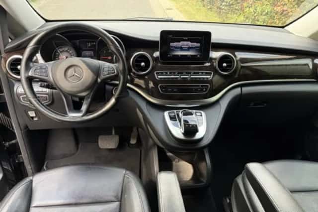Mercedes-Benz V-Klasse (2015) thumbnail 4