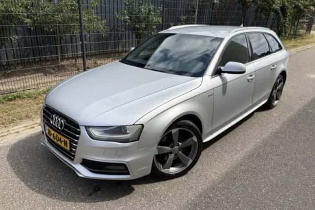 Audi A4 (2014) thumbnail 2
