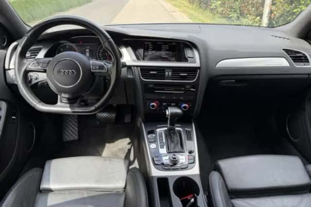 Audi A4 (2014) thumbnail 3