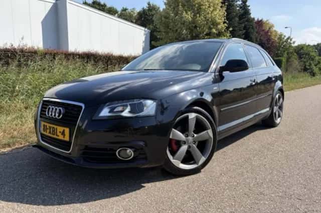 Audi A3 (2012) thumbnail 1