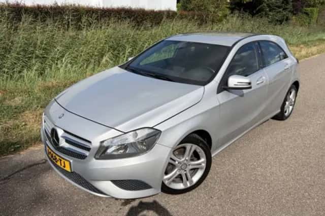 Mercedes-Benz A-Klasse (2012) thumbnail 2