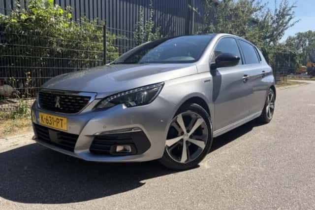 Peugeot 308 (2021) thumbnail 1