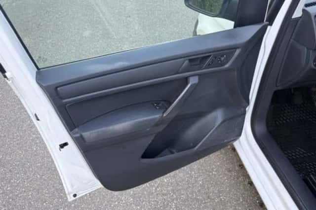 Volkswagen Caddy (2019) thumbnail 4