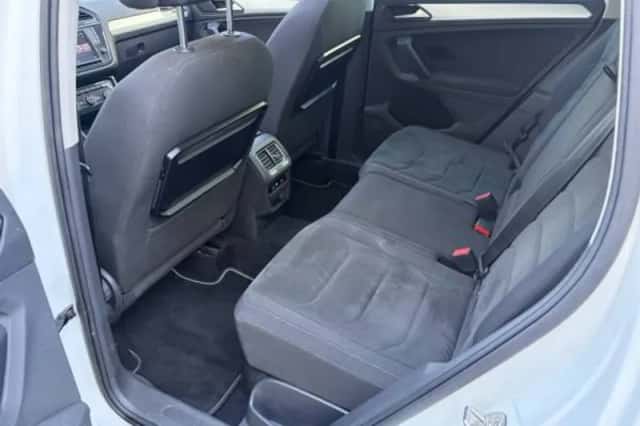 Volkswagen Tiguan (2017) thumbnail 4