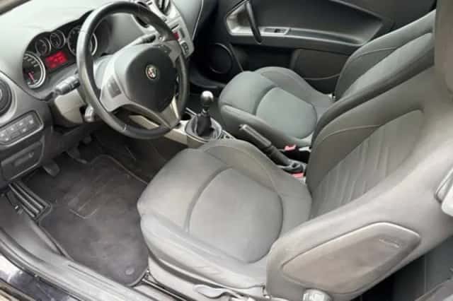 Alfa Romeo Mito (2012) thumbnail 3