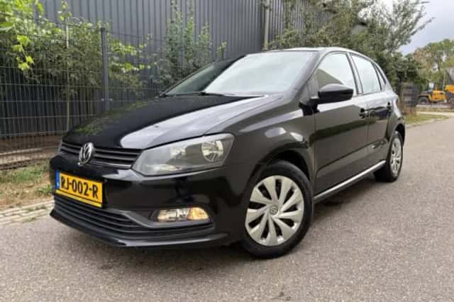 Volkswagen Polo (2016) thumbnail 1