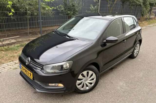 Volkswagen Polo (2016) thumbnail 2