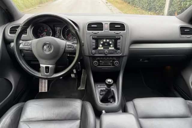 Volkswagen Golf (2012) thumbnail 3