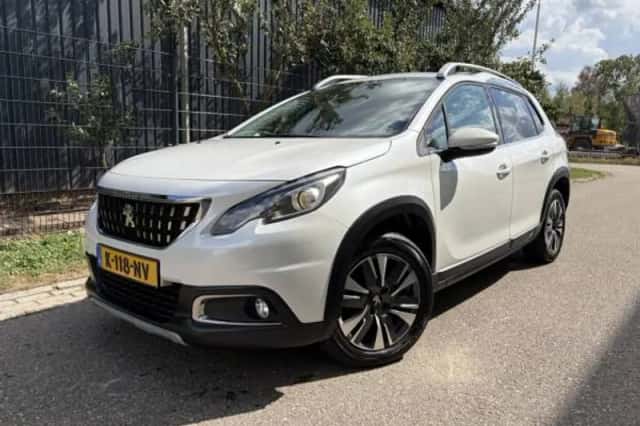 Peugeot 2008 (2019) thumbnail 1
