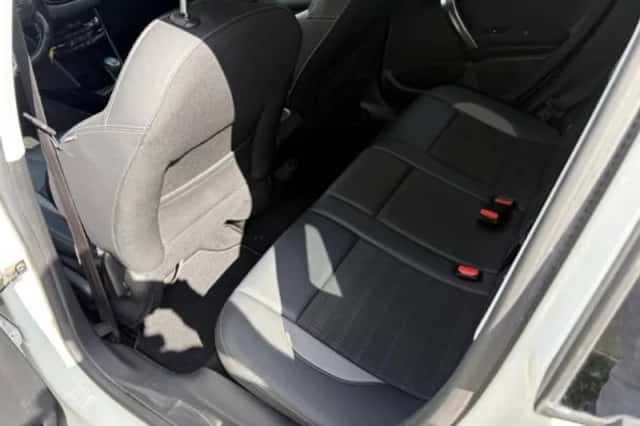 Peugeot 2008 (2019) thumbnail 4