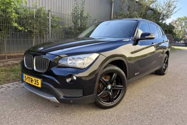 BMW X1 (2012) thumbnail 1