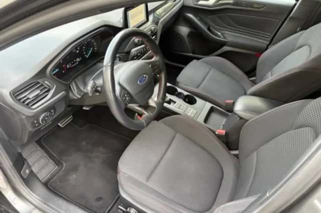 Ford Focus (2018) thumbnail 5