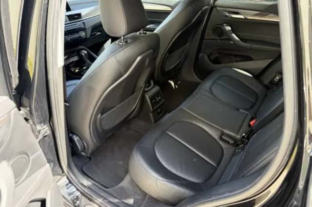 BMW X1 (2017) thumbnail 4