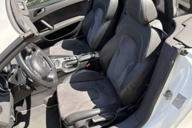 Audi TT (2008) thumbnail 5