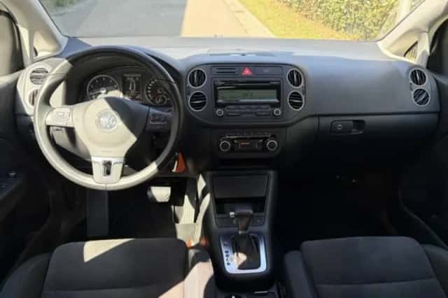 Volkswagen Golf Plus (2010) thumbnail 3