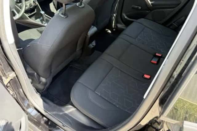 Peugeot 2008 (2015) thumbnail 4