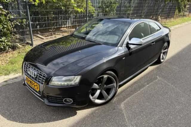 Audi A5 (2010) thumbnail 2