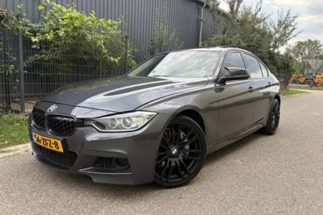 BMW 3-Serie (2012) thumbnail 1
