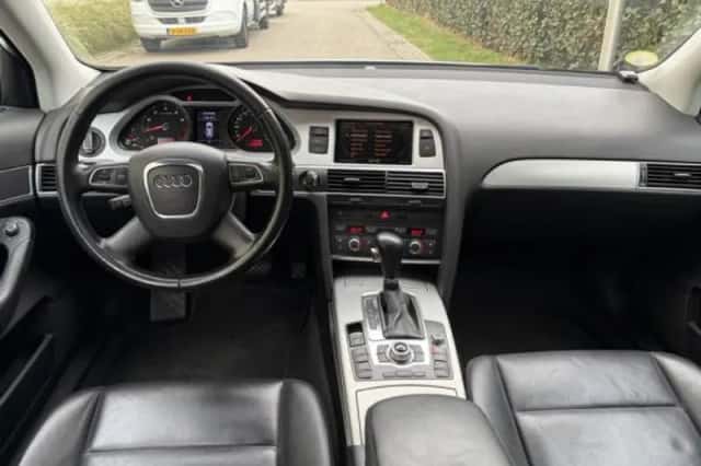 Audi A6 (2009) thumbnail 3