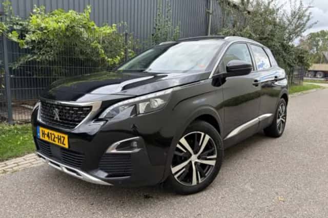Peugeot 3008 (2019) thumbnail 1