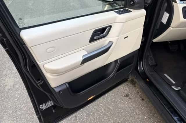 Land Rover Range Rover (2006) thumbnail 6