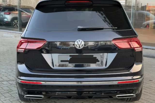 Volkswagen Tiguan (2018) thumbnail 4