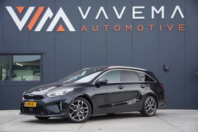 Kia Ceed Sportswagon (2021) thumbnail 1
