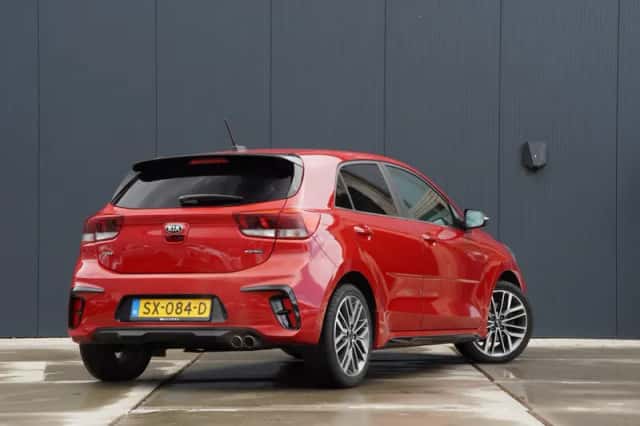 Kia Rio (2018) thumbnail 5