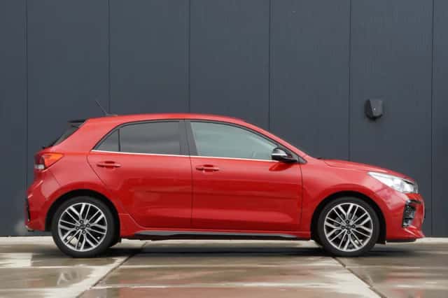 Kia Rio (2018) thumbnail 6