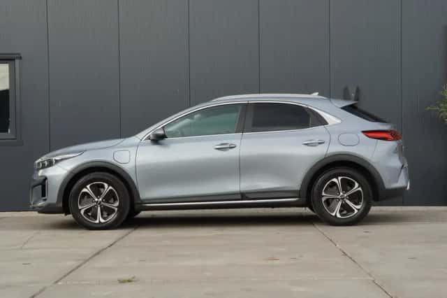 Kia XCeed (2024) thumbnail 2