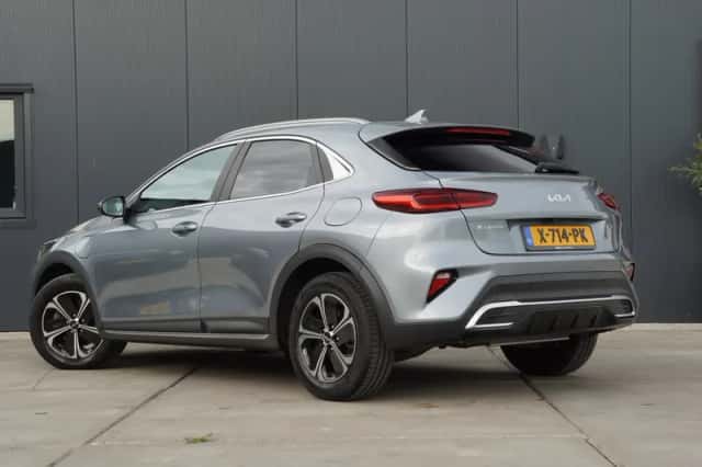 Kia XCeed (2024) thumbnail 4