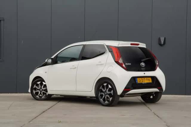 Toyota Aygo (2020) thumbnail 4