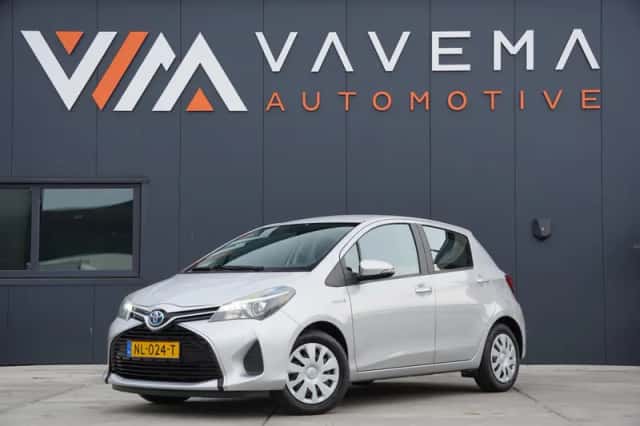Toyota Yaris (2017) thumbnail 1