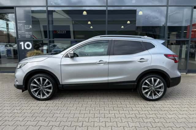 Nissan Qashqai (2018) thumbnail 5