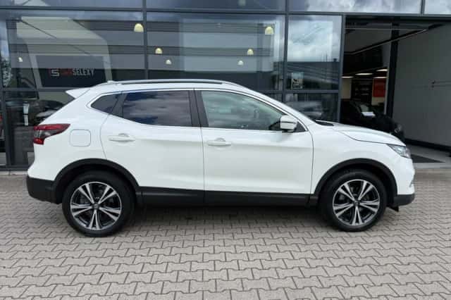 Nissan Qashqai (2019) thumbnail 5