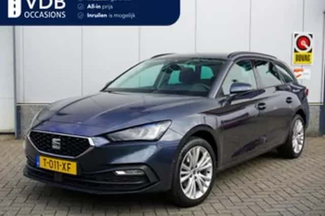 SEAT Leon (2023) thumbnail 1