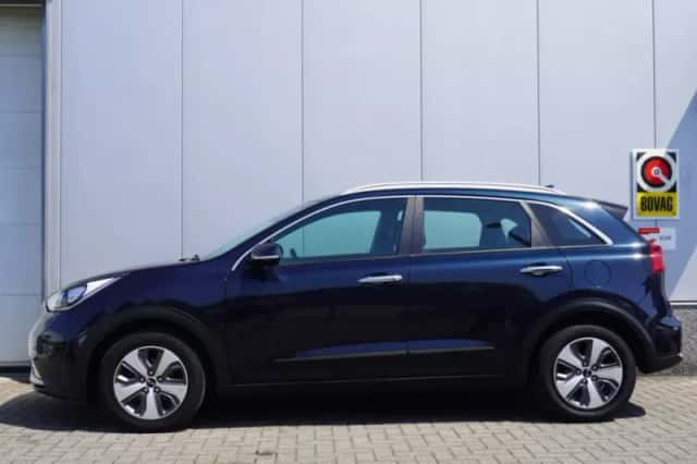 Kia Niro (2018) thumbnail 5