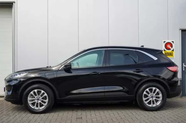 Ford Kuga (2021) thumbnail 6