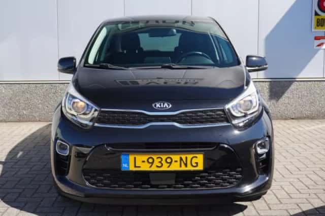 Kia Picanto (2021) thumbnail 4