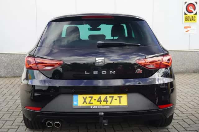 SEAT Leon (2019) thumbnail 5