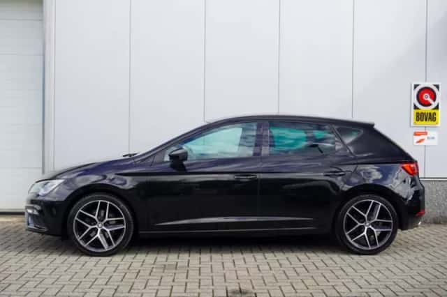 SEAT Leon (2019) thumbnail 6