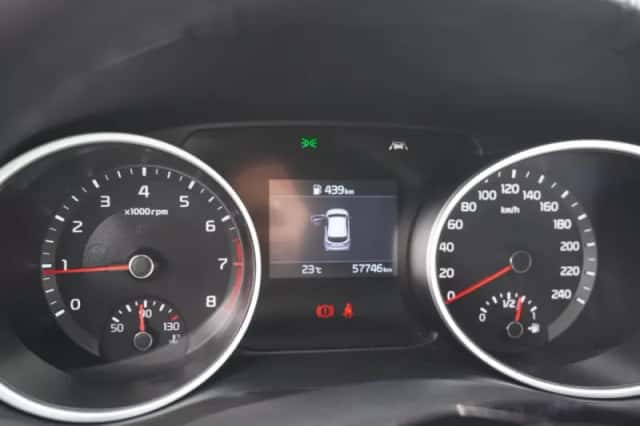 Kia Ceed (2019) thumbnail 6