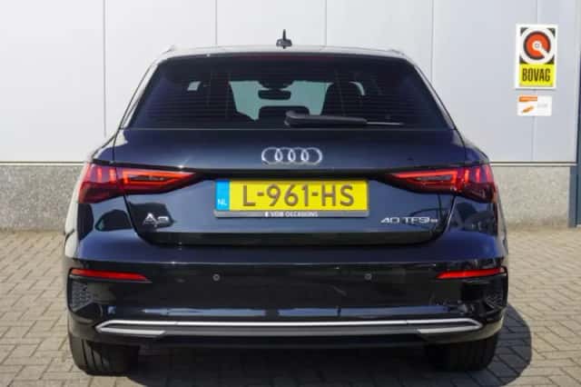 Audi A3 (2021) thumbnail 5